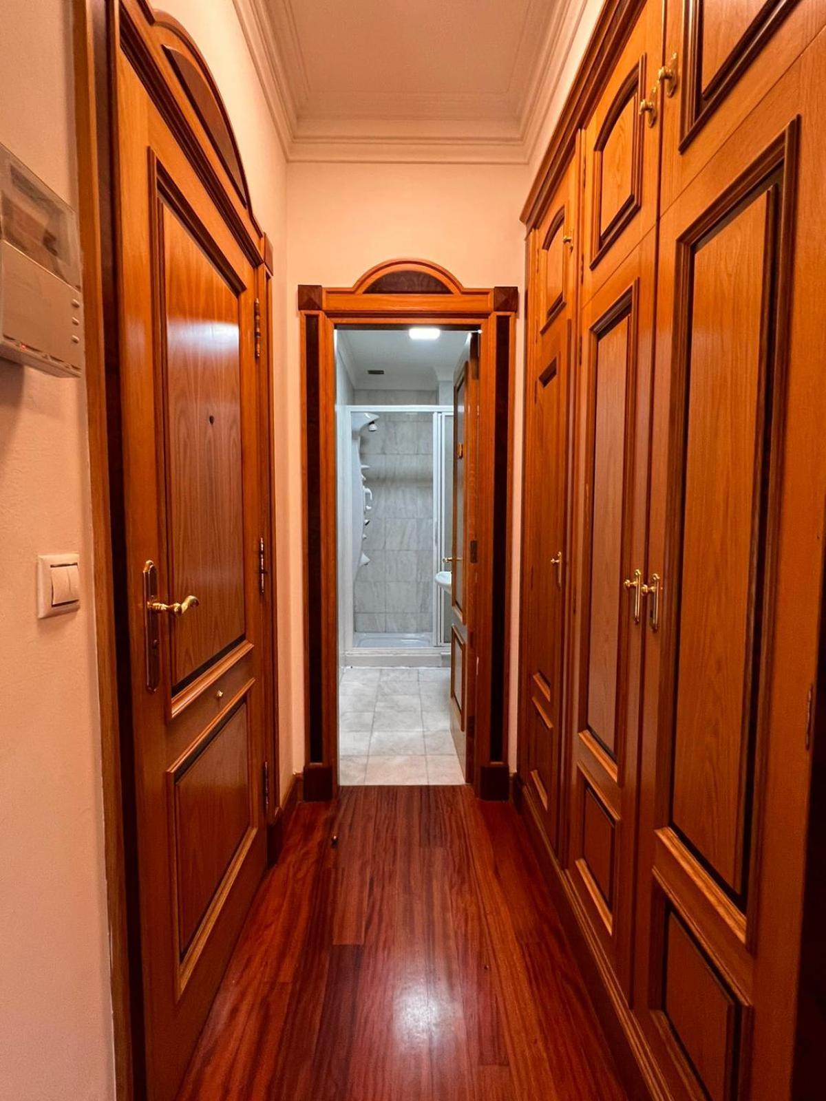 Central Suites Isabel II Vigo Luaran gambar